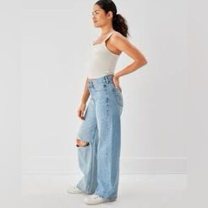 American Eagle Super High Rise Baggy Wide Leg Ankle Distressed Light Wash Jeans